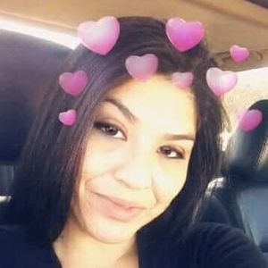 Meet your Posher, Elena